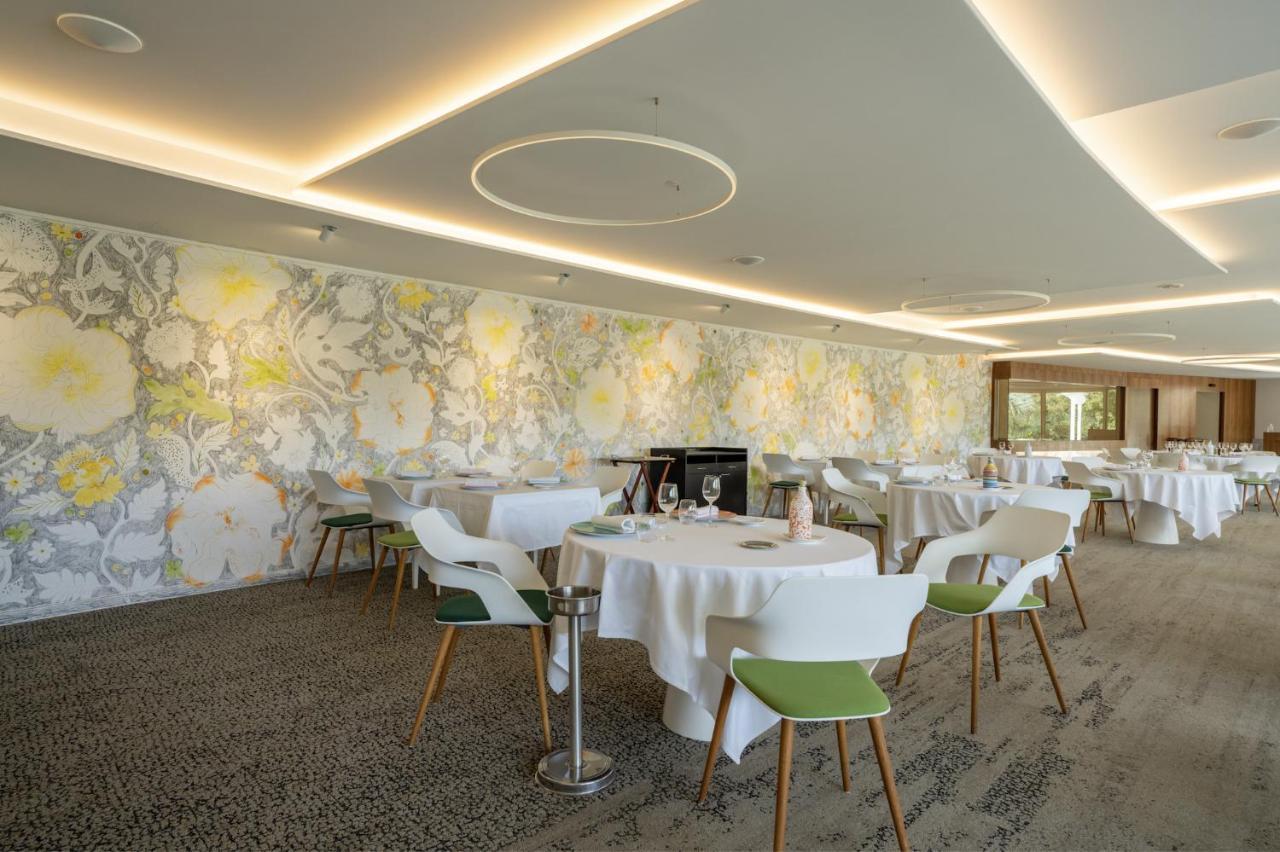 Hotel Restaurant La Vague De Saint Paul Exterior photo